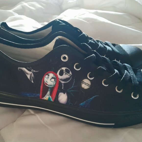 Women's Nightmare before Christmas shoes size 8 - Picture 5 of 5